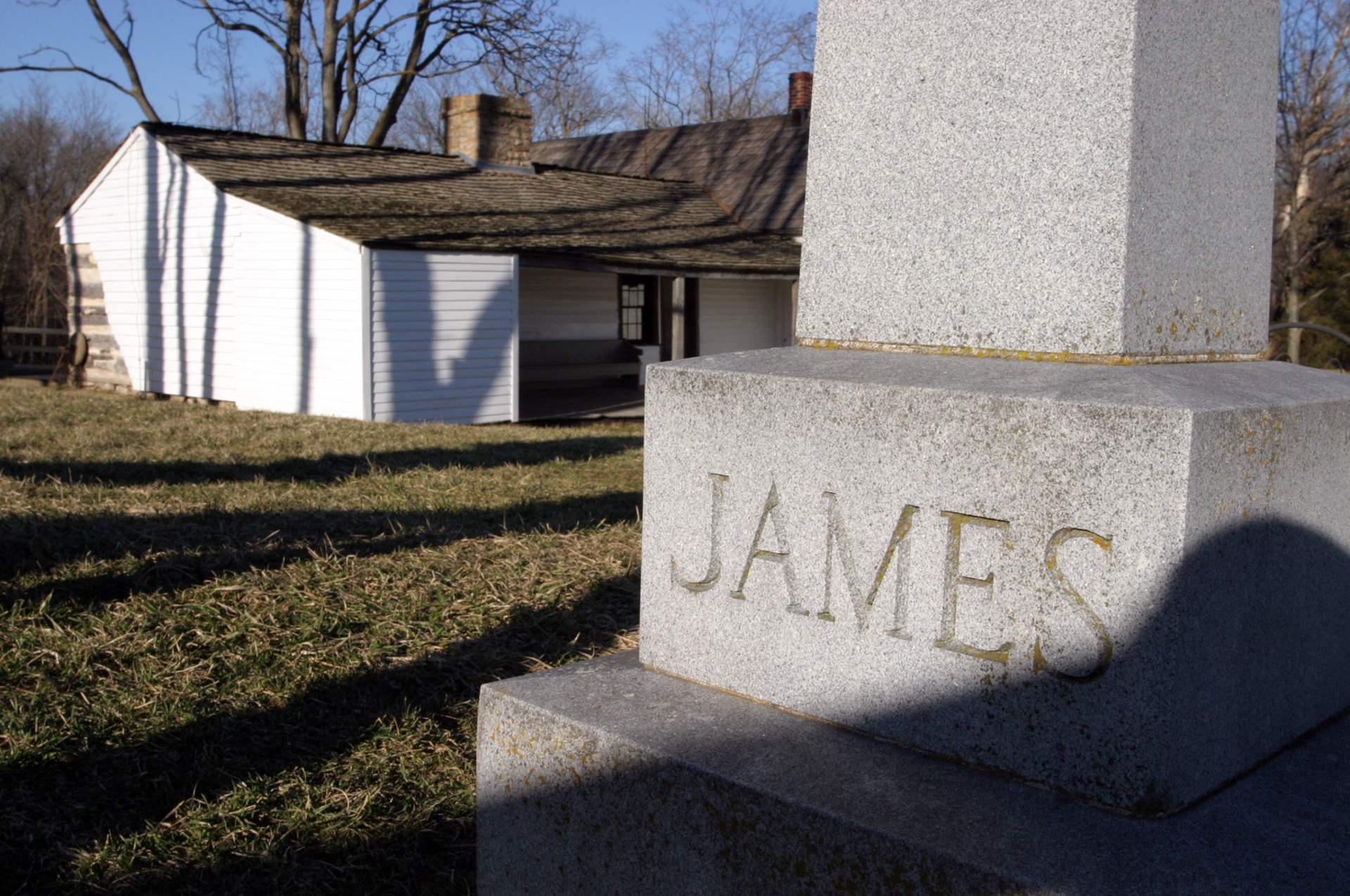 Jesse James Farm and Home and Gravesite