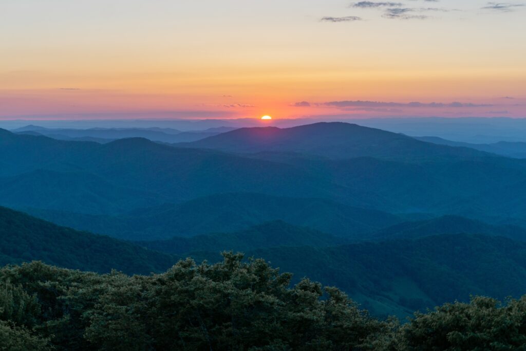 LANDING PG Little Hump Mountain unsplash