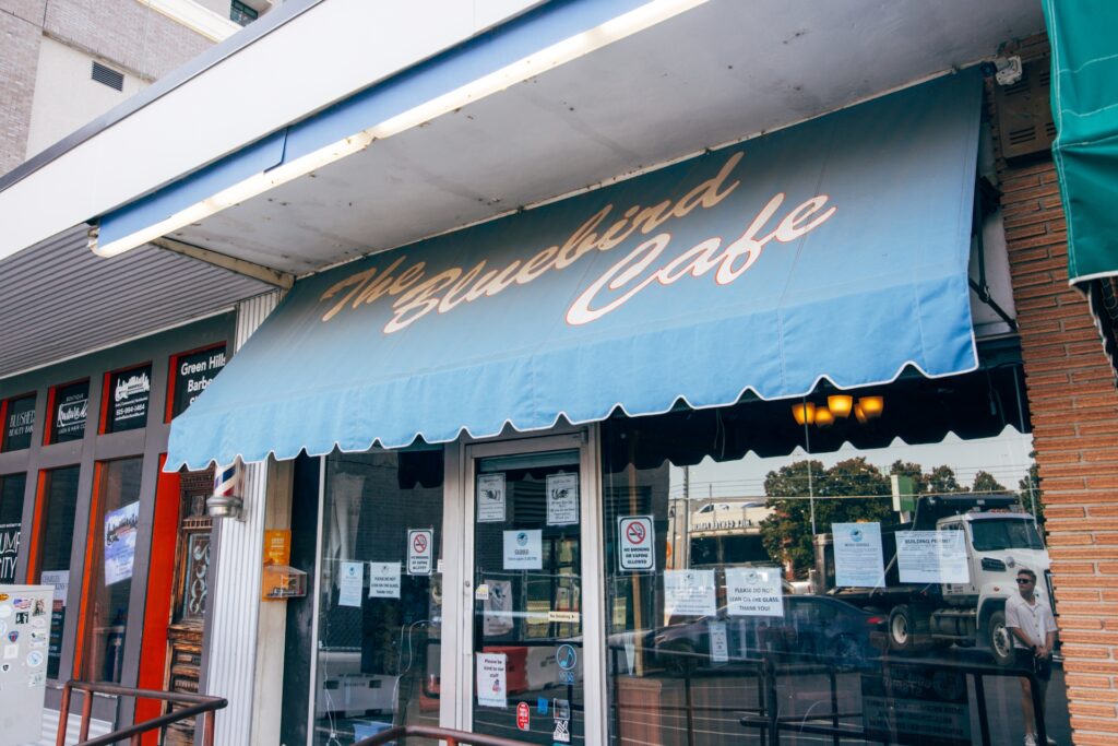 Bluebird Cafe Green Hills Credit Nashville CVC