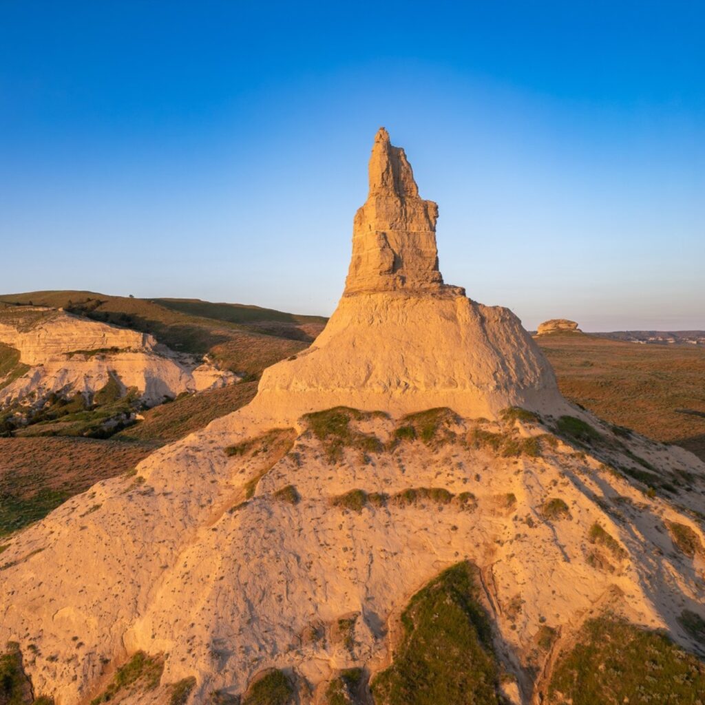 Chimney Rock Close Up Photo Credit Neal Alfano Visit Nebraska e1742966299933
