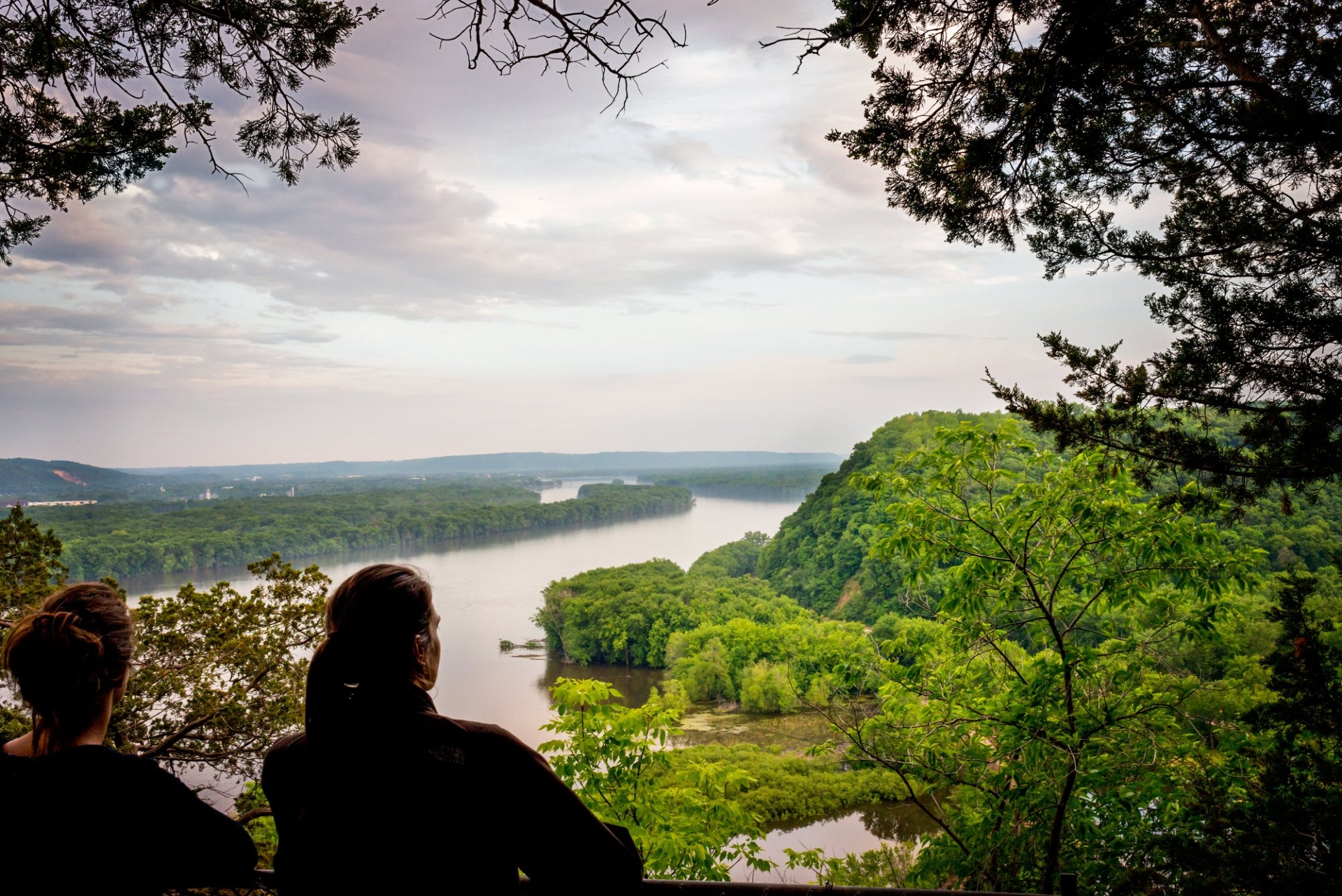 Effigy Mounds Nellans Iowa Image By Travel Iowa