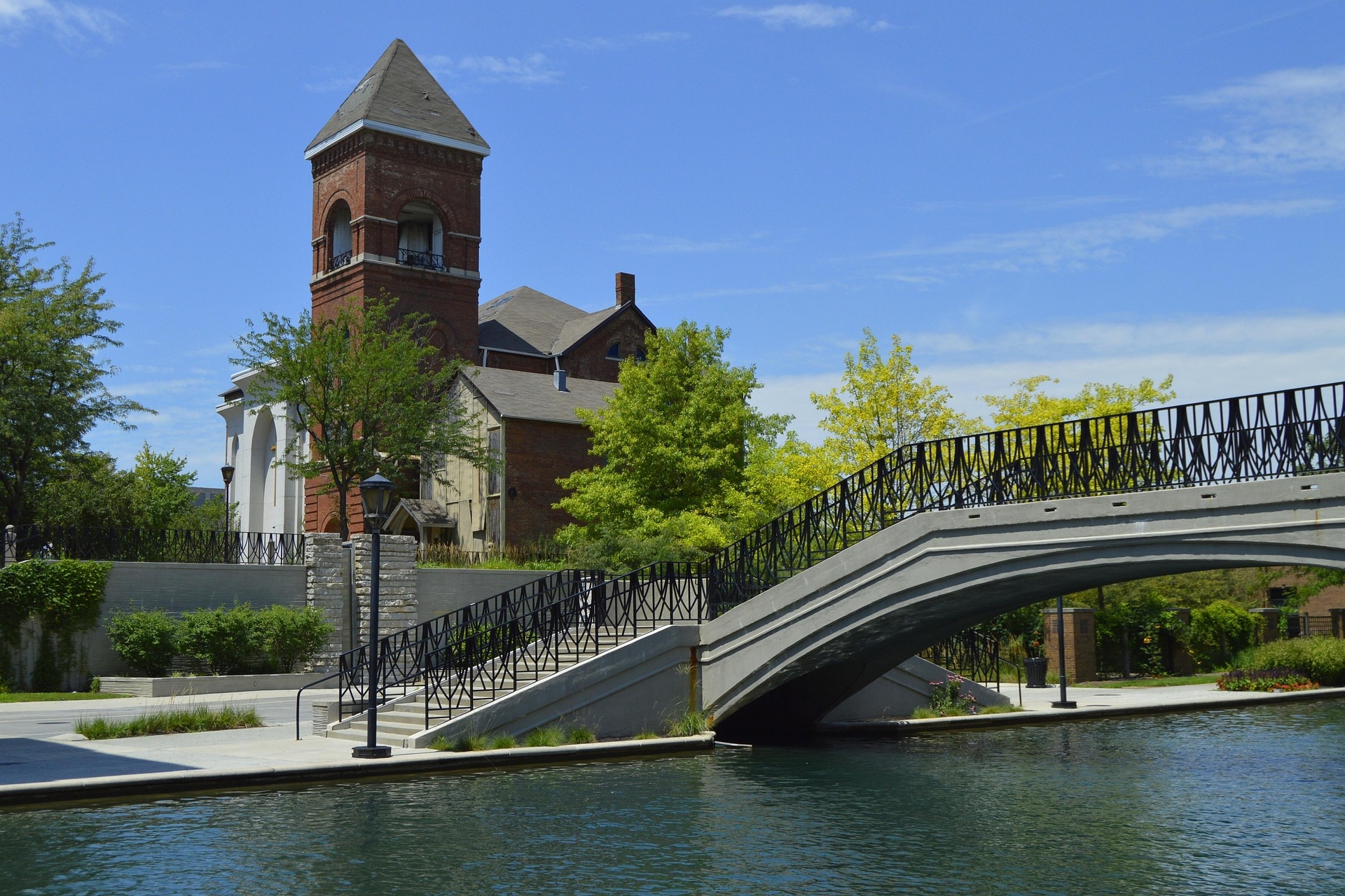 Indianapolis Central Canel IN Image by Pixabay Free to use