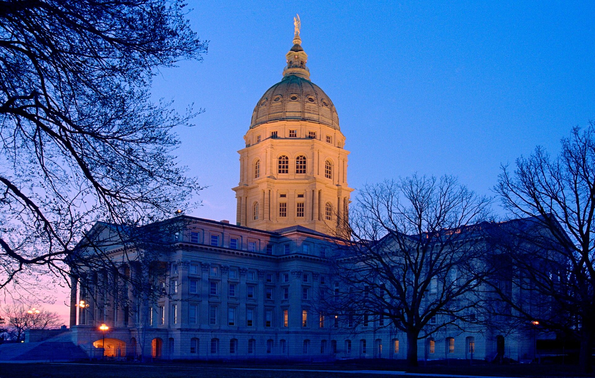Kansas State Captiol Building Image By Kansas State Tourism e1743067236596