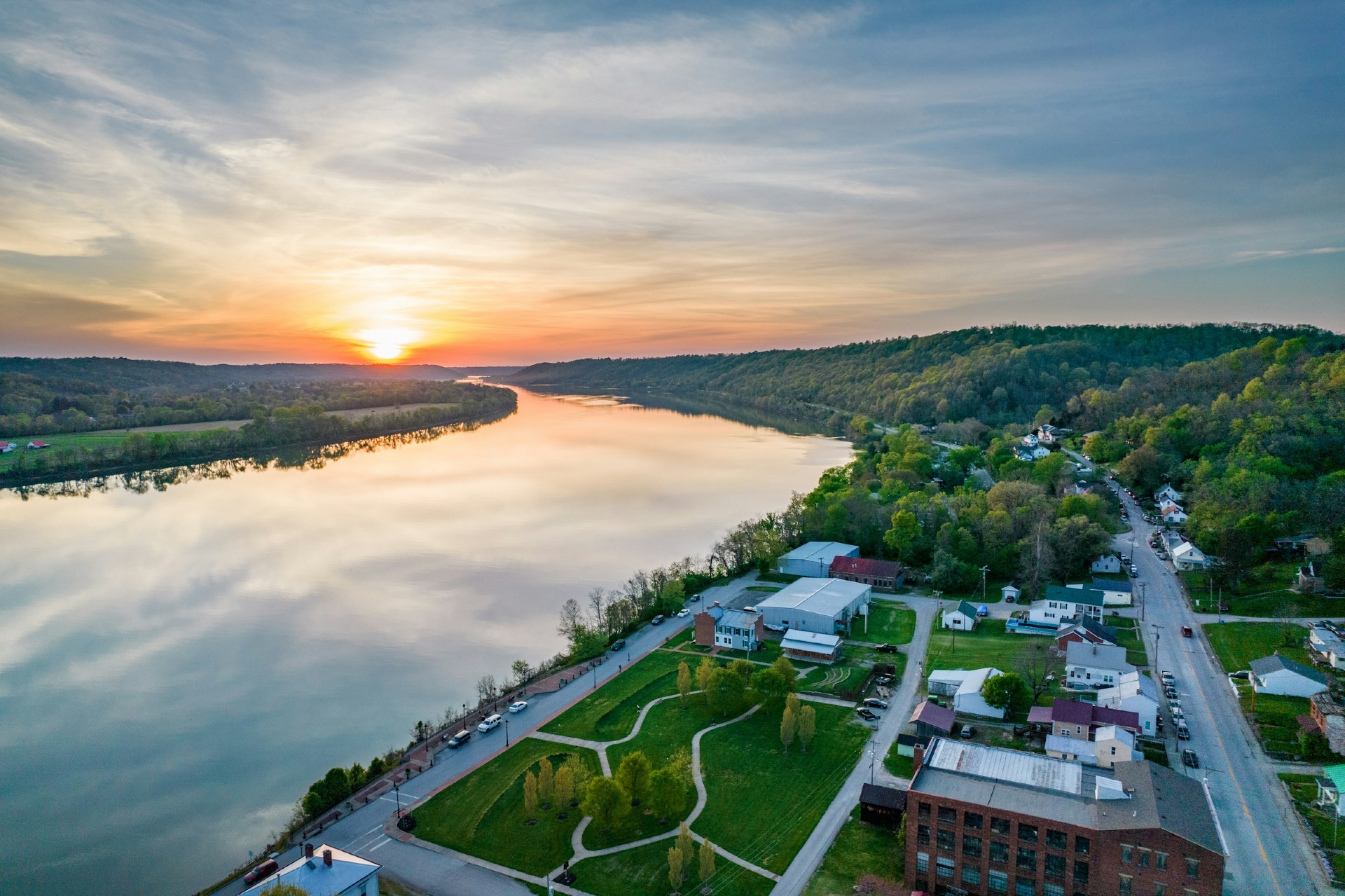 Ripley Ohio Image By carl schlabach unsplash