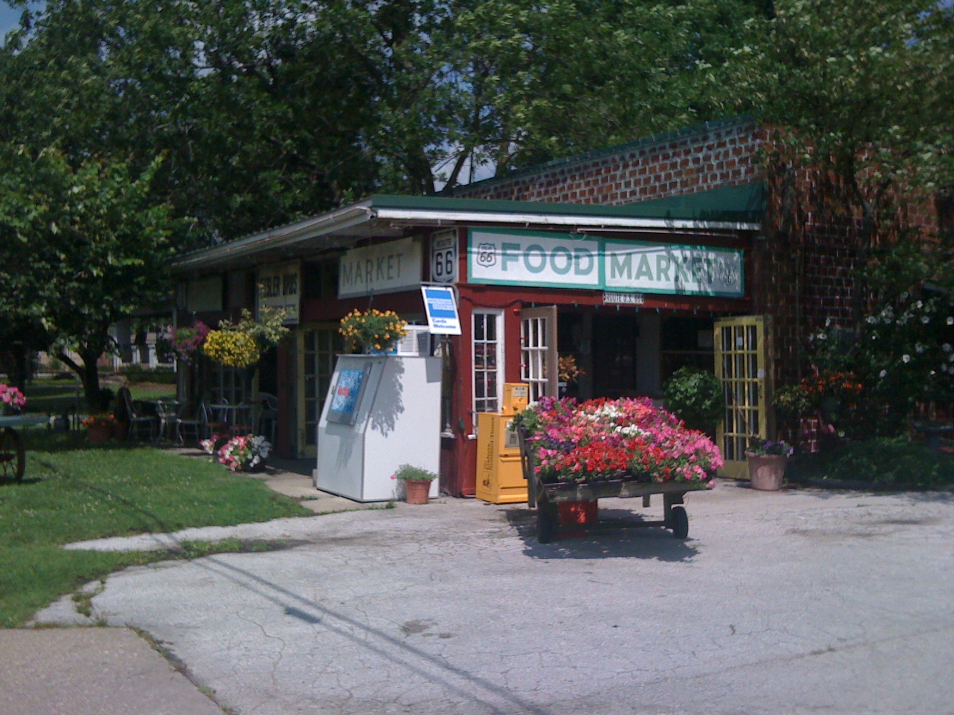 Route 66 Food Market Kansas Image By Kansas State Tourism