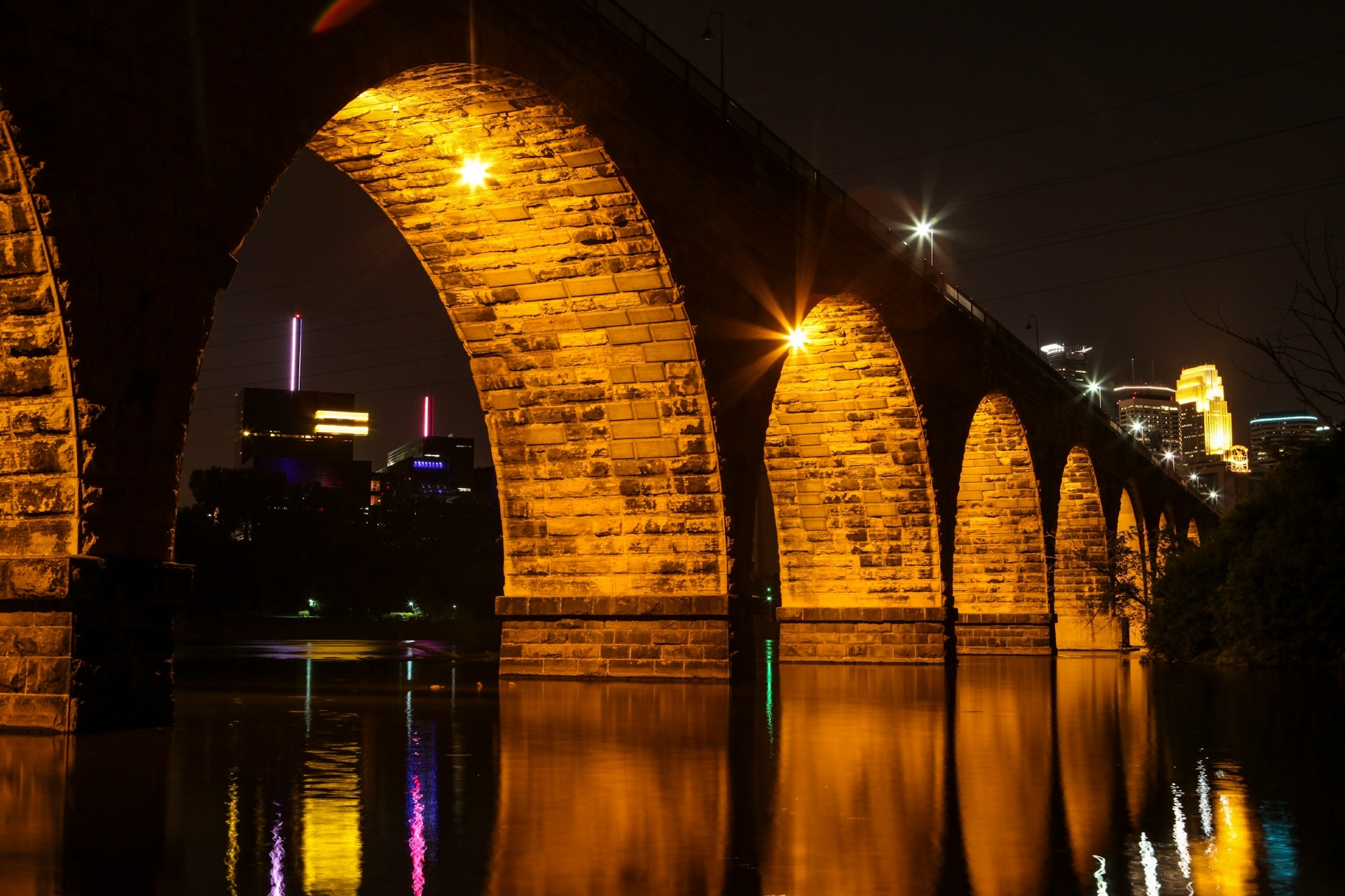 Stone Arch Bridge Minneapolis MN Image By mick haupt unsplash