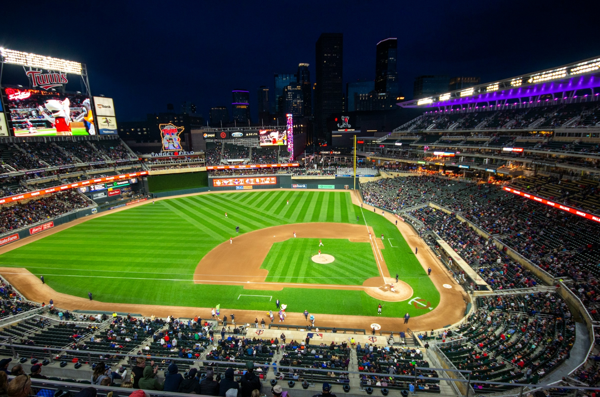 Target Field Station Minneapolis Minnesota Image By klemens kopfle unsplash