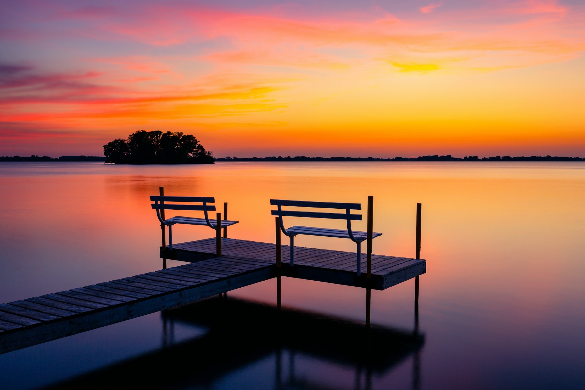 Beaver Dam Lake Beaver Dam Wisconsin Image By dave hoefler unsplash