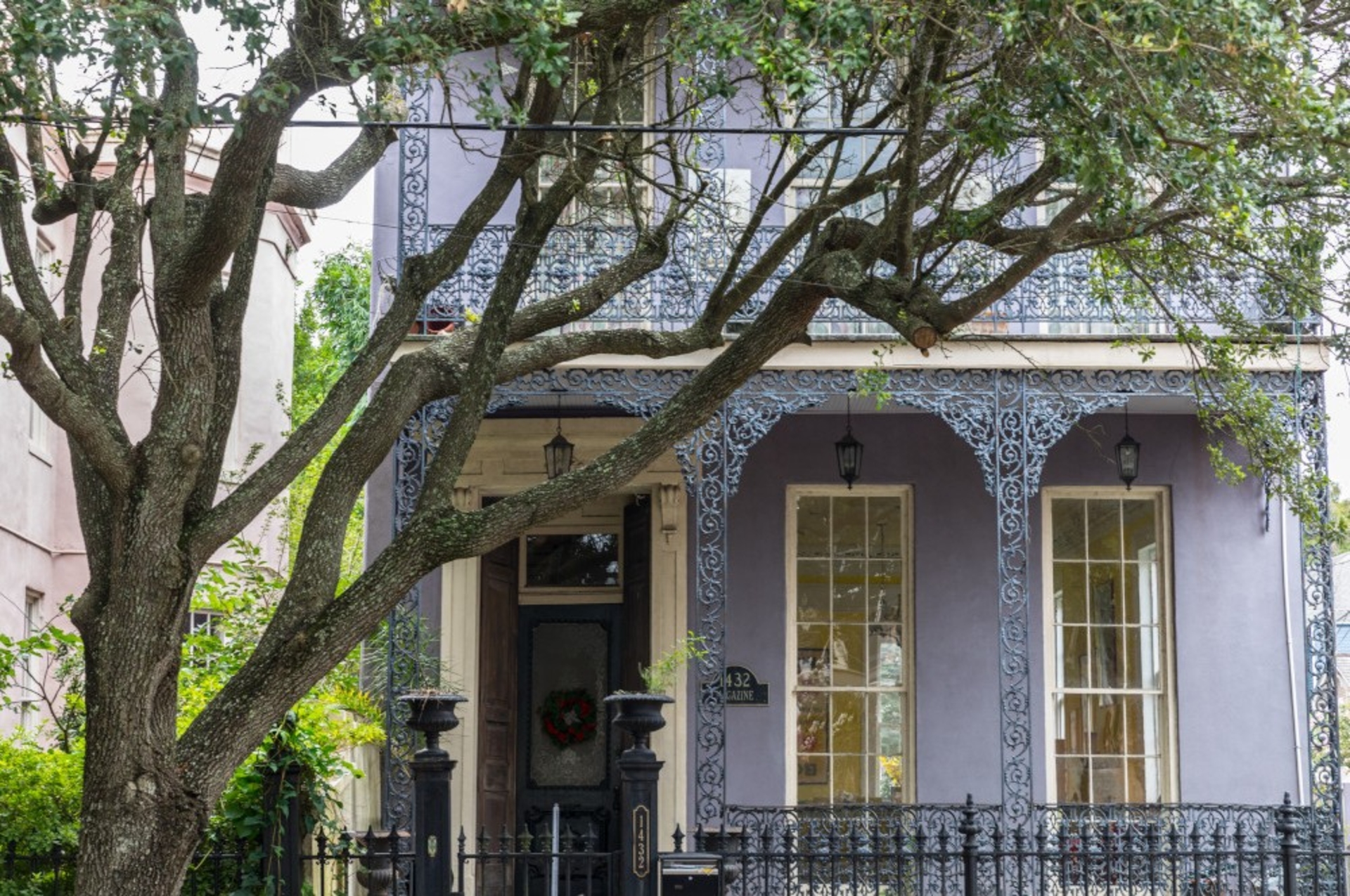 Garden District Architecture Photo Credit Zack Smith NewOrleans.com