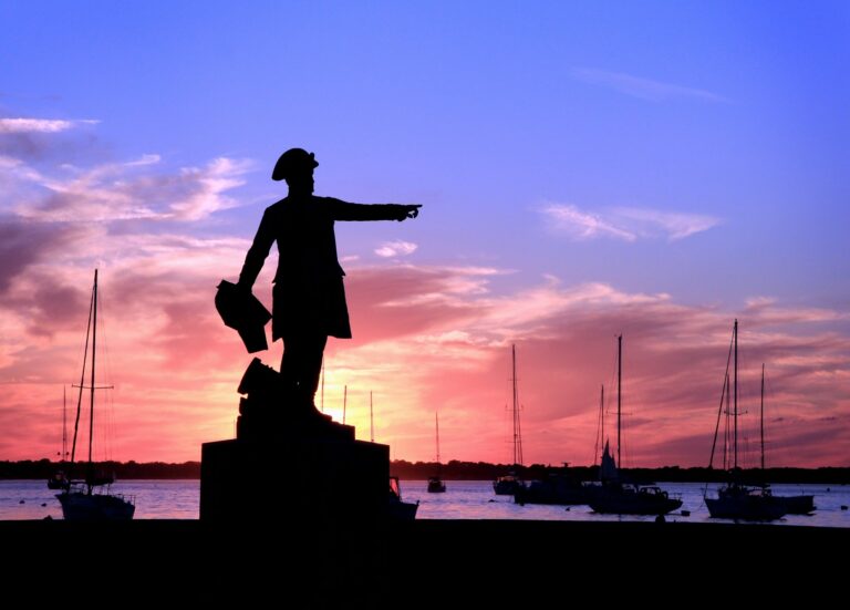 Rochambeau Monument at sunset in King Park in Newport Rhode Island Image By john cardamone unsplash