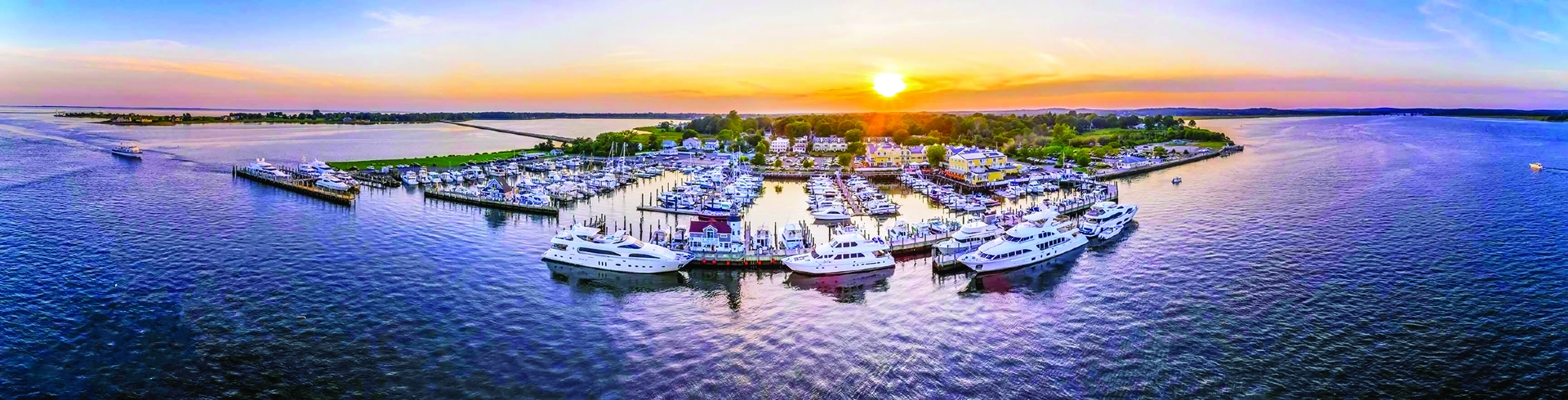 Saybrook Point Resort Marina Old Saybrook Courtesy of Connecticut Tourism Office