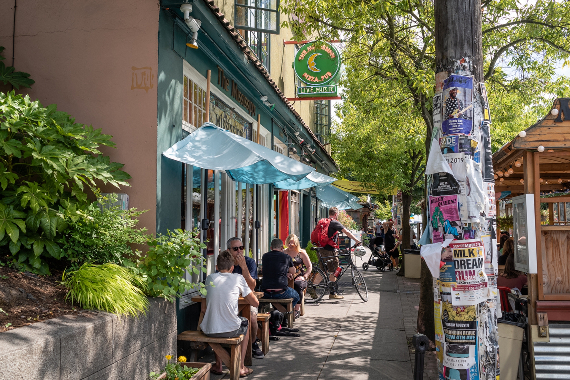 Mississippi Avenue Pizza Portland OR Image By Travel Portland Credit Justin Katigbak