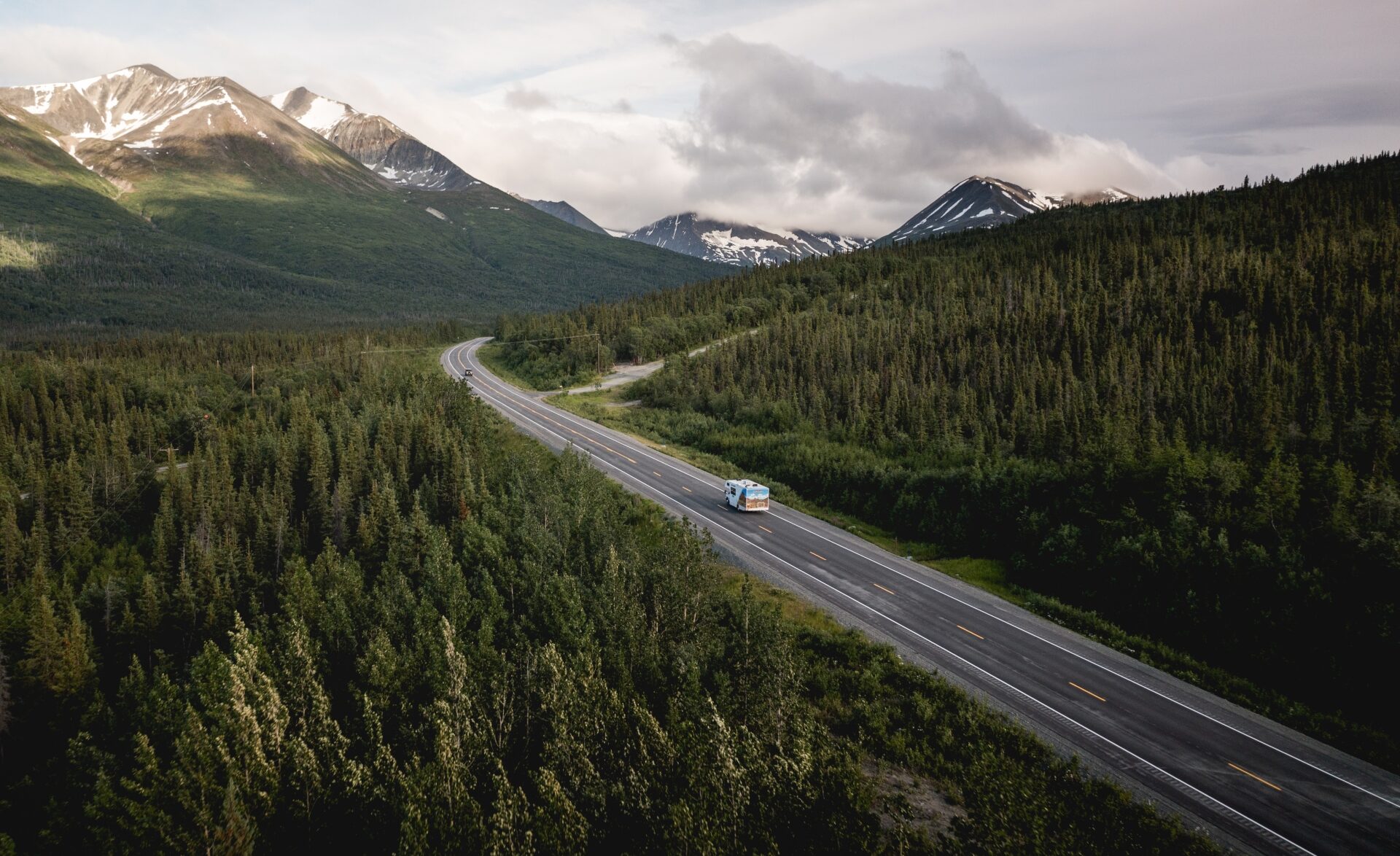 Motorhome Adventures 2021 Image by Cruise America Alaska 20 e1749634386916