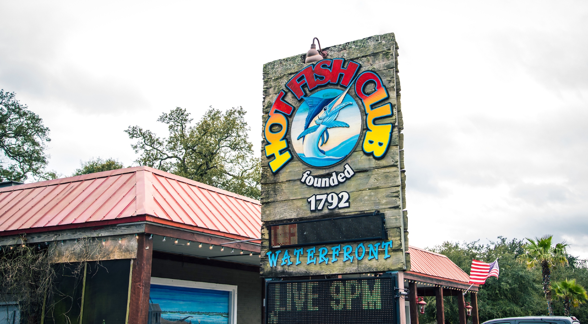 Hot Fish Club Murrells Inlet Photo Credit Visit Myrtle Beach