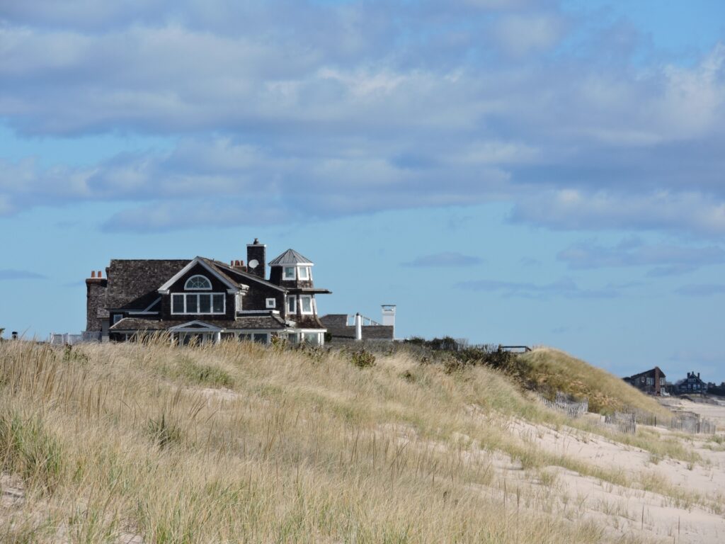 The Hamptons1 unsplash