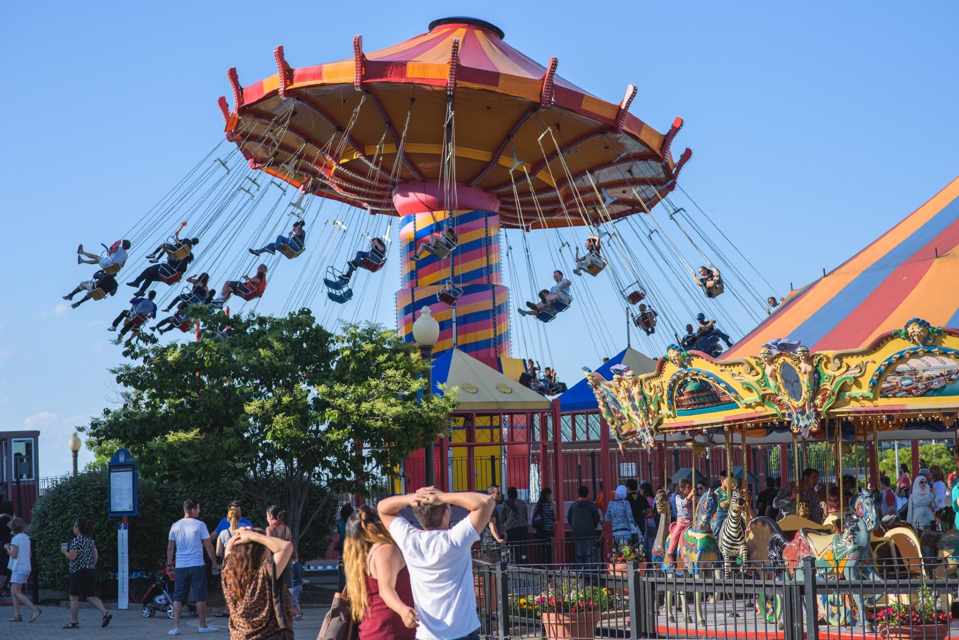 Navy Pier Photo Credit Ranvestel Photographic Choose Chicago