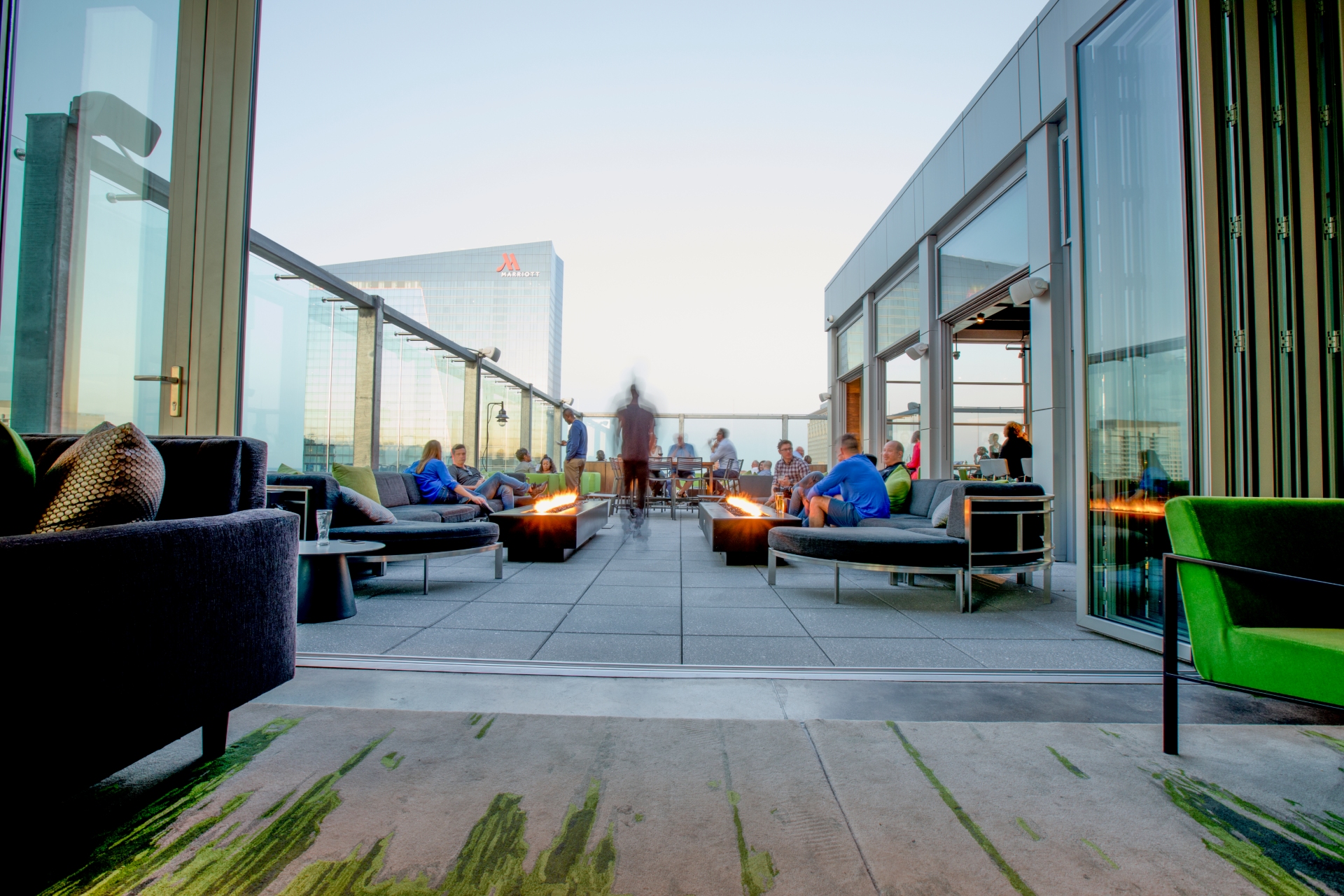 Vu Rooftop Chicago Image By Ilinois Office of Tourism