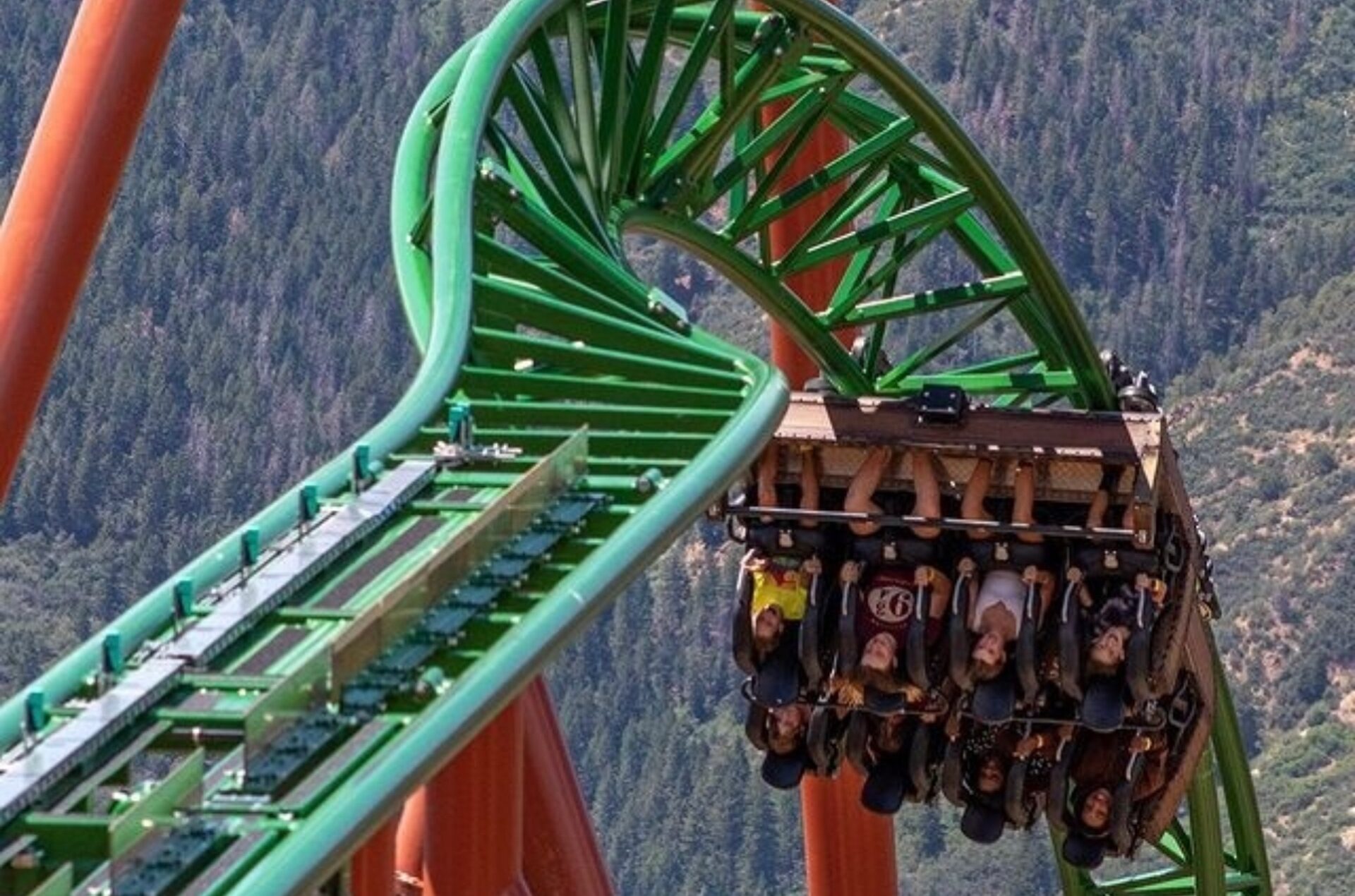 GCAP Defiance Roller Coaster CO Image By Visit Glenwood Springs e1758265473520