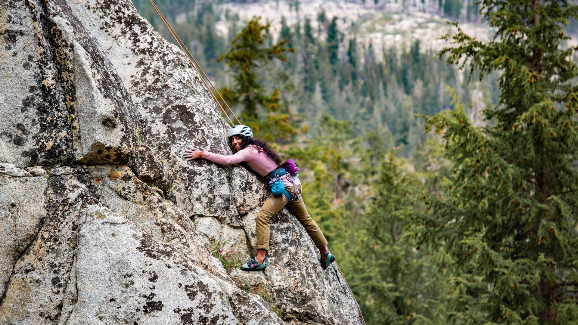 Rock Climbing in Mammoth Lakes CA Image by Dakota Snider Mammoth Lakes Tourism