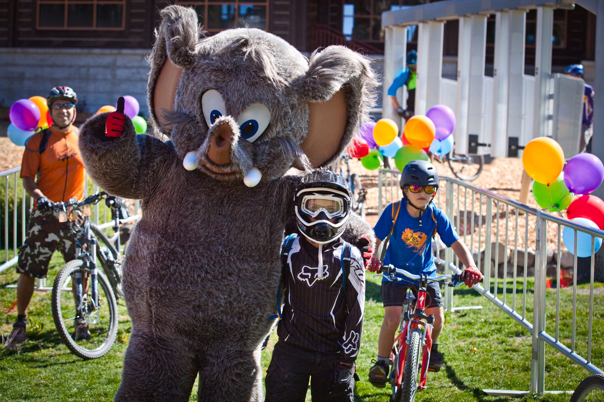 2018 Adventure Centre Mammoth Lakes CA Image by Mammoth Lakes Tourism Credit Peter Morning