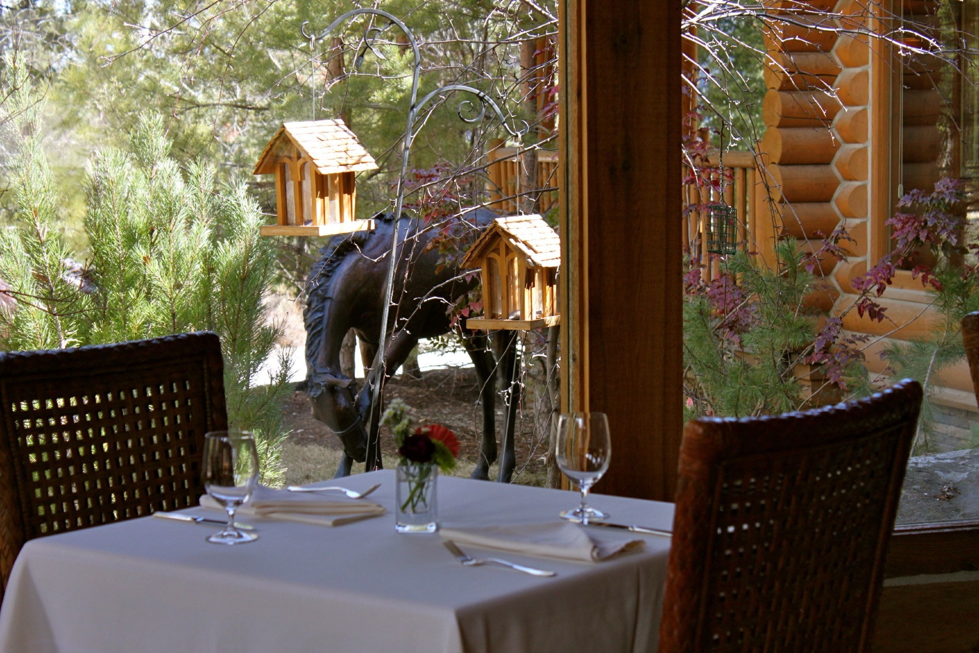 Triple Creek Ranch DINING03