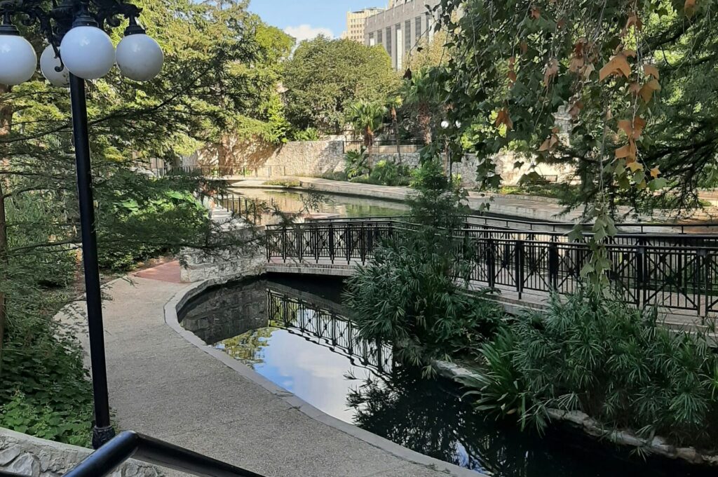 San Antonio River Walk TX Image By yeshwarya pakki unsplash edited